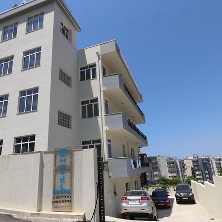 Hotel Kristal Vlore Bagian luar foto