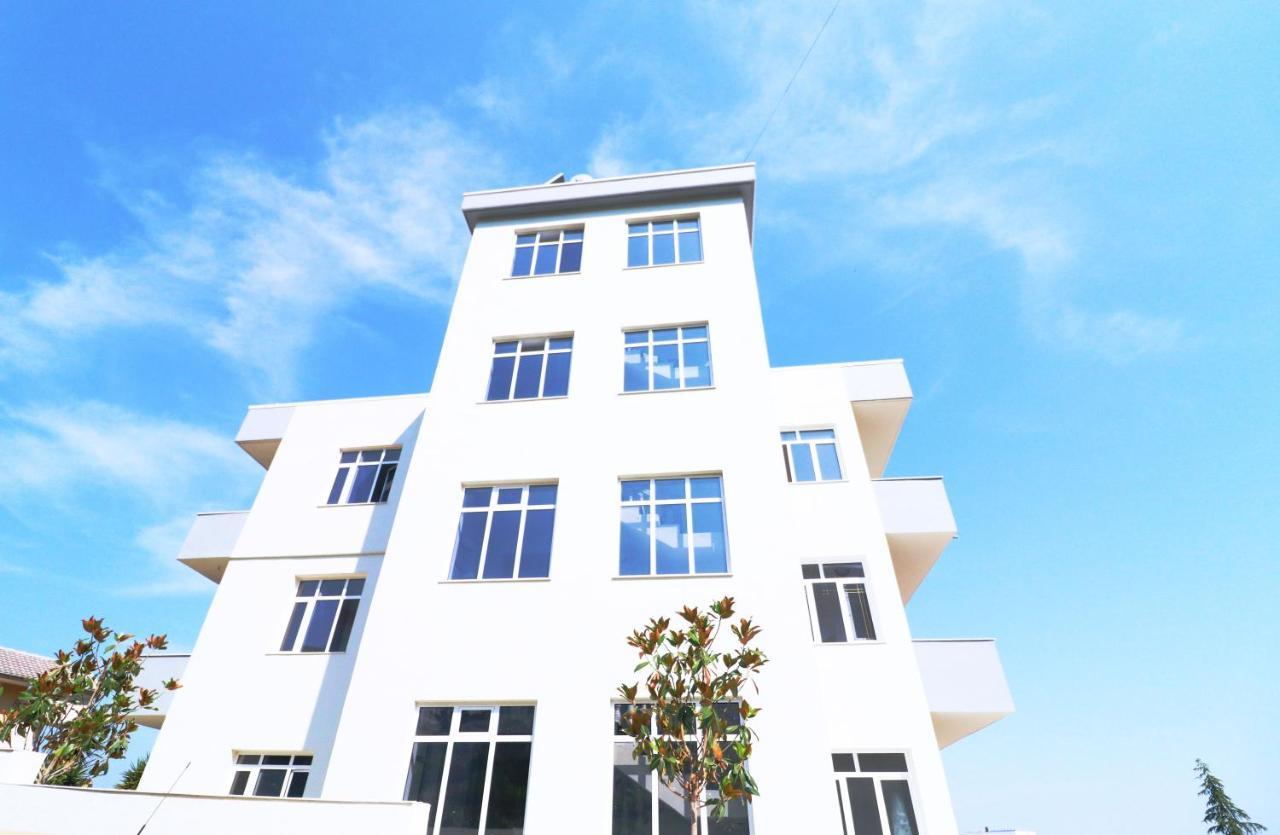 Hotel Kristal Vlore Bagian luar foto