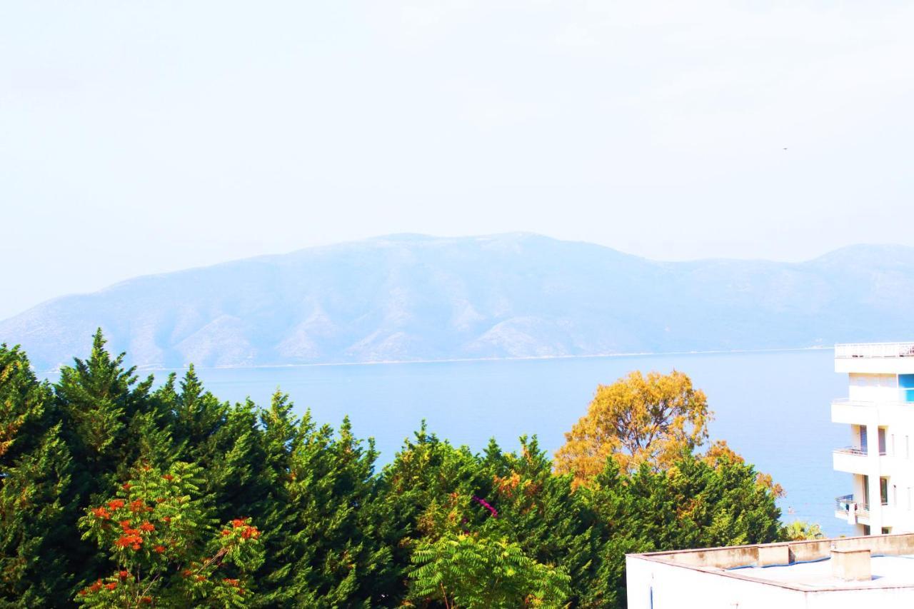 Hotel Kristal Vlore Bagian luar foto