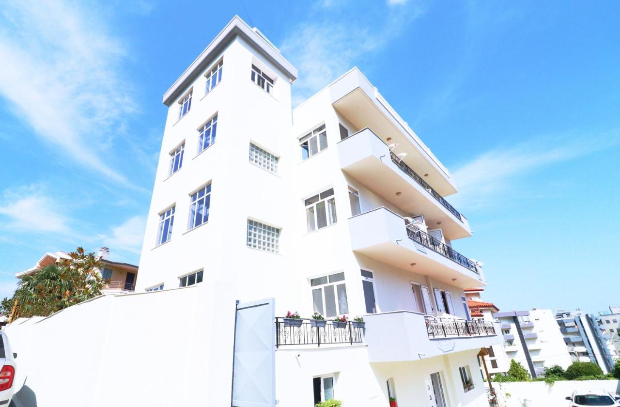 Hotel Kristal Vlore Bagian luar foto