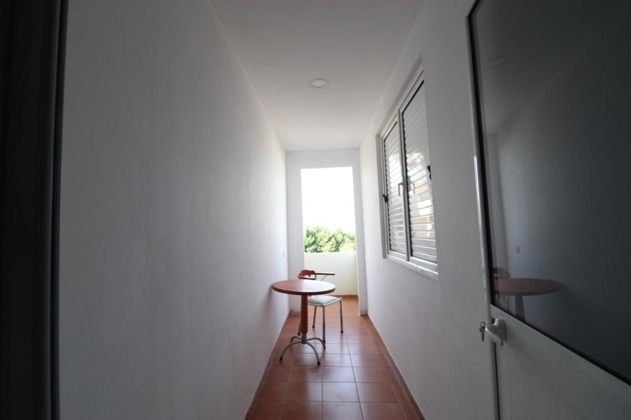 Hotel Kristal Vlore Bagian luar foto